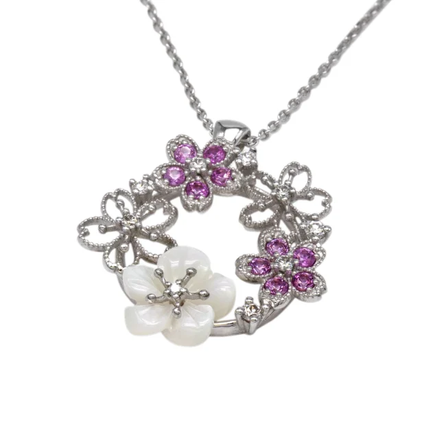 Colier aur alb cu diamante si safire roz